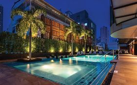 โรงแรมโซลิแทร์ สุขุมวิท 11